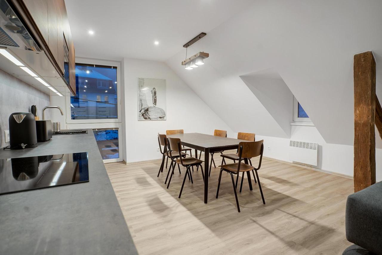 Apartman Krystof - ヤーヒモフ エクステリア 写真