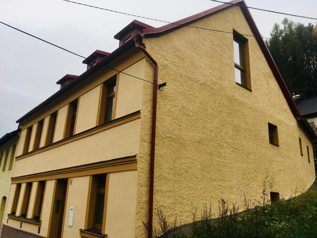 Apartman Krystof - ヤーヒモフ エクステリア 写真
